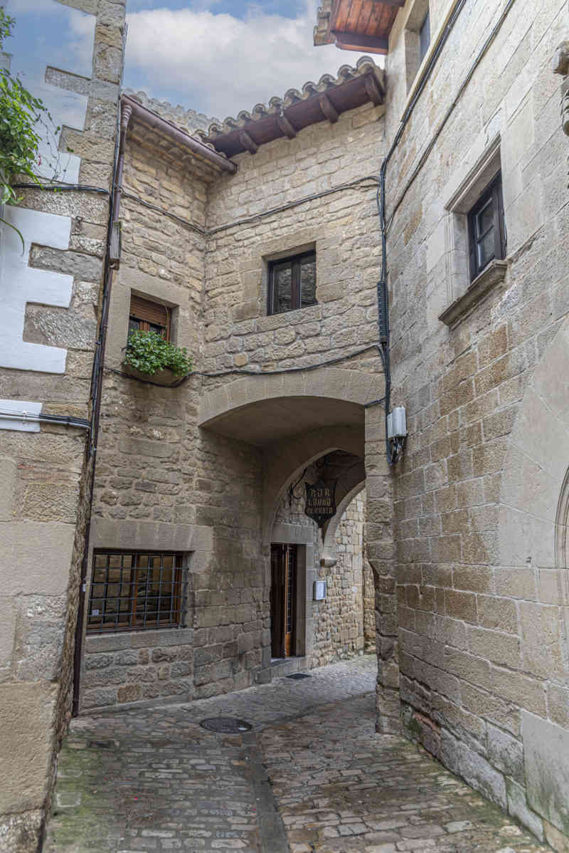 Zaragoza - Sos del Rey Católico 21.jpg